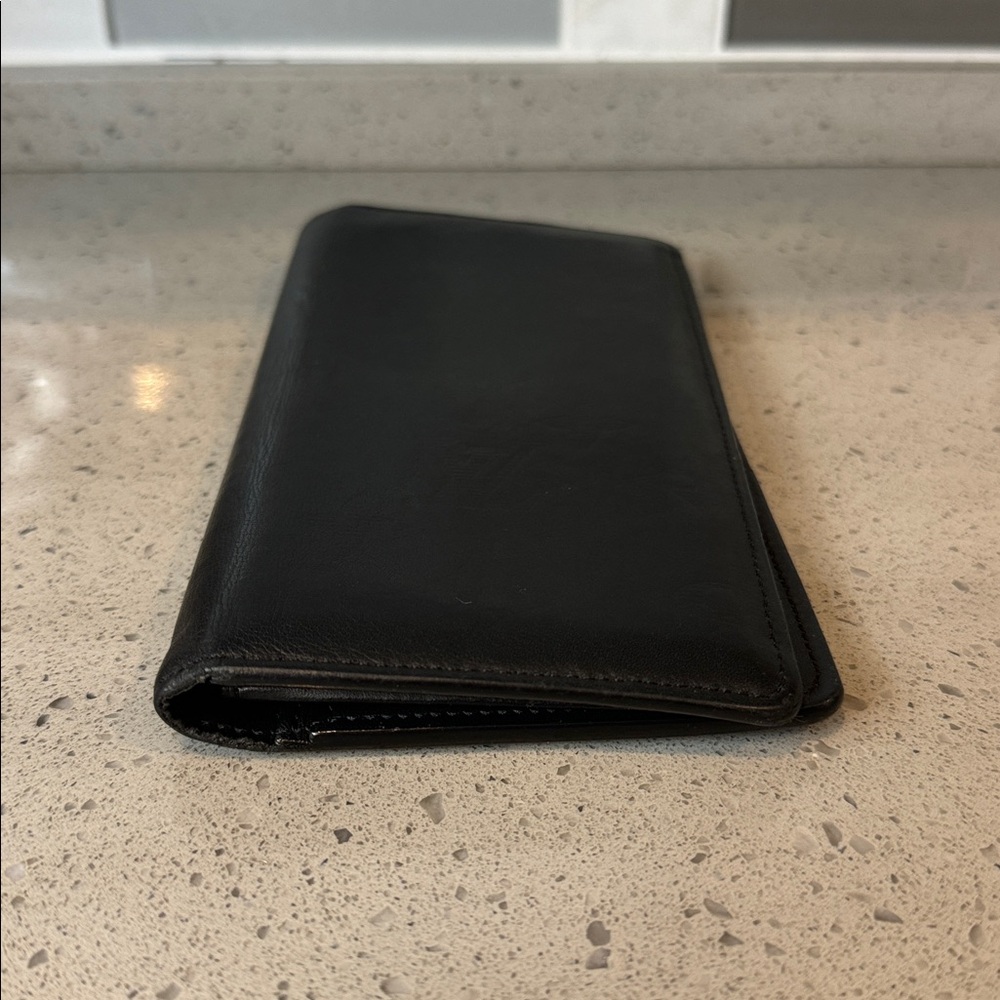 LOUIS VUITTON - Monogram Wallet - Picture 4 of 14